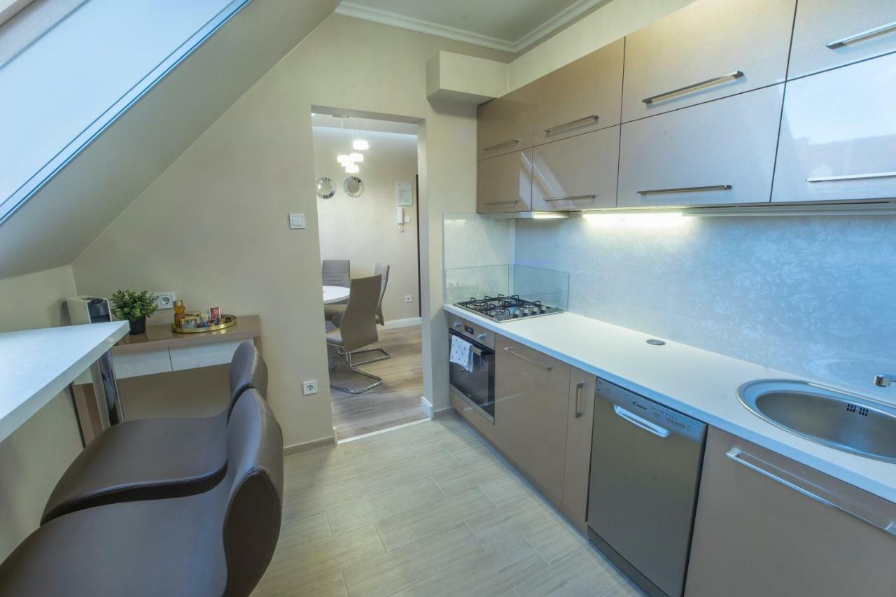 Glamour Apartman Apartamento Eger Exterior foto